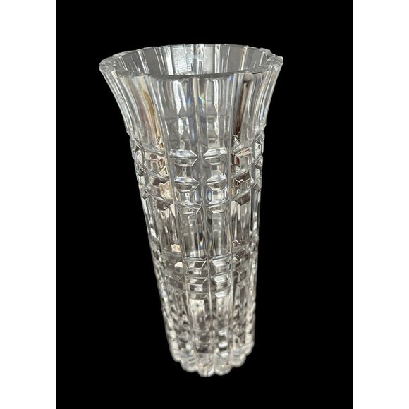 VINTAGE OVER 24%LEAD CRYSTAL HAND MADE IN U.S.S.R. Tall vase see notes